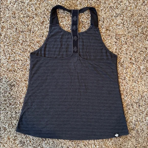 NWOT Rabbit Tank, Medium - Picture 2 of 4
